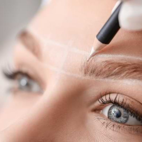 Pigmentierung der Augenbrauen in Norderstedt bei Hamburg