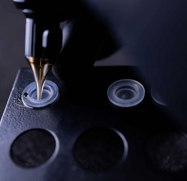 Permanent Make-up in Norderstedt durch Pigmentierung der Augenbrauen und Lippen.